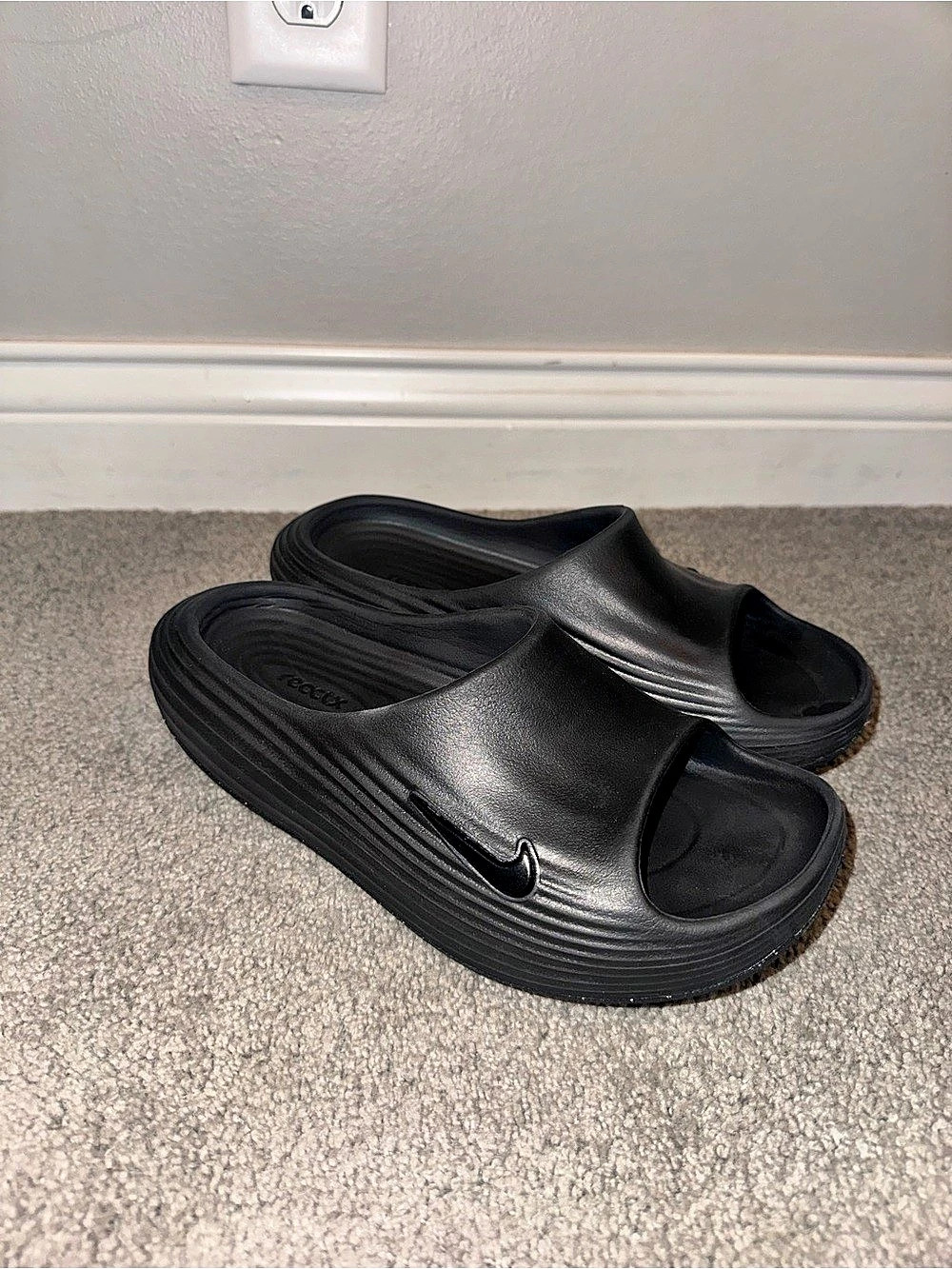 Nike ReactX Rejuven8 Slide Black US 8 Slides